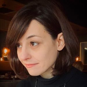 Meet your Posher, Elizabeth